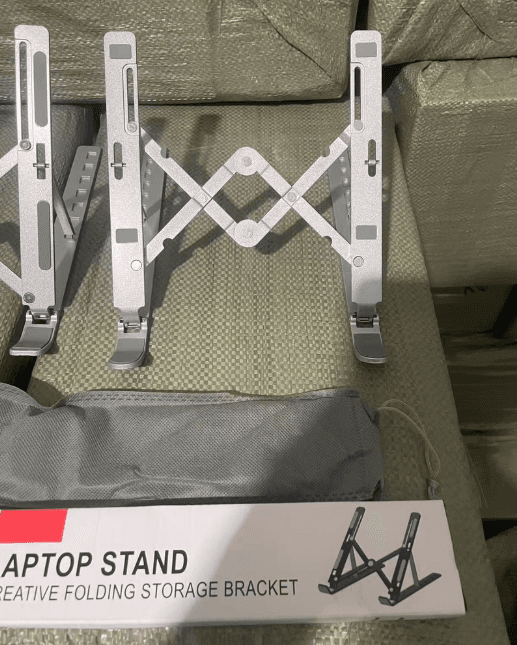 color plateado Soporte plegable de aluminio para notebook — foto 3