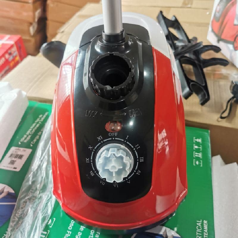 1.6L 1800W Plancha A Vapor Vertical De 1800w Con Ruedas Color Rojo — foto 6